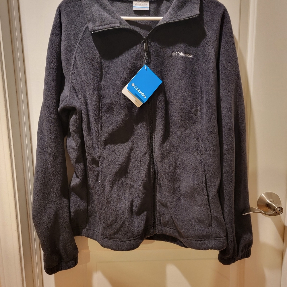 NWT Columbia Ladies' Black Fleece Jacket Size XL